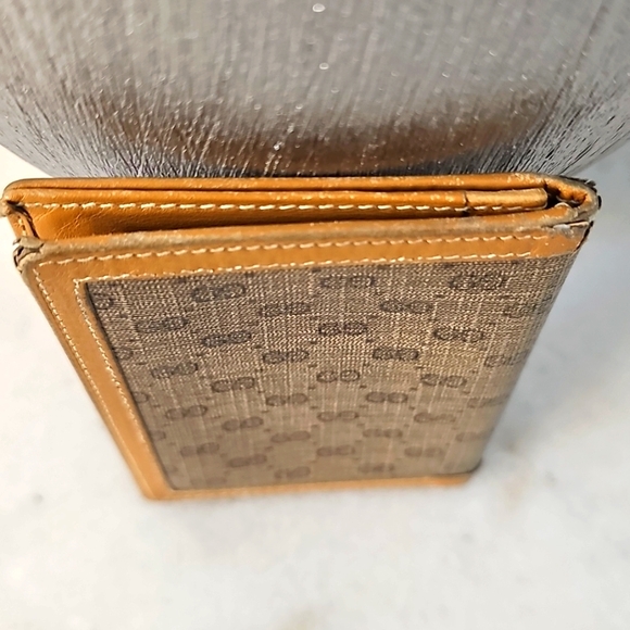 Gucci Monogram Wallet - Picture 11 of 13